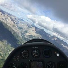 Flugwegposition um 15:04:47: Aufgenommen in der Nähe von Arrondissement de Barcelonnette, Frankreich in 3268 Meter